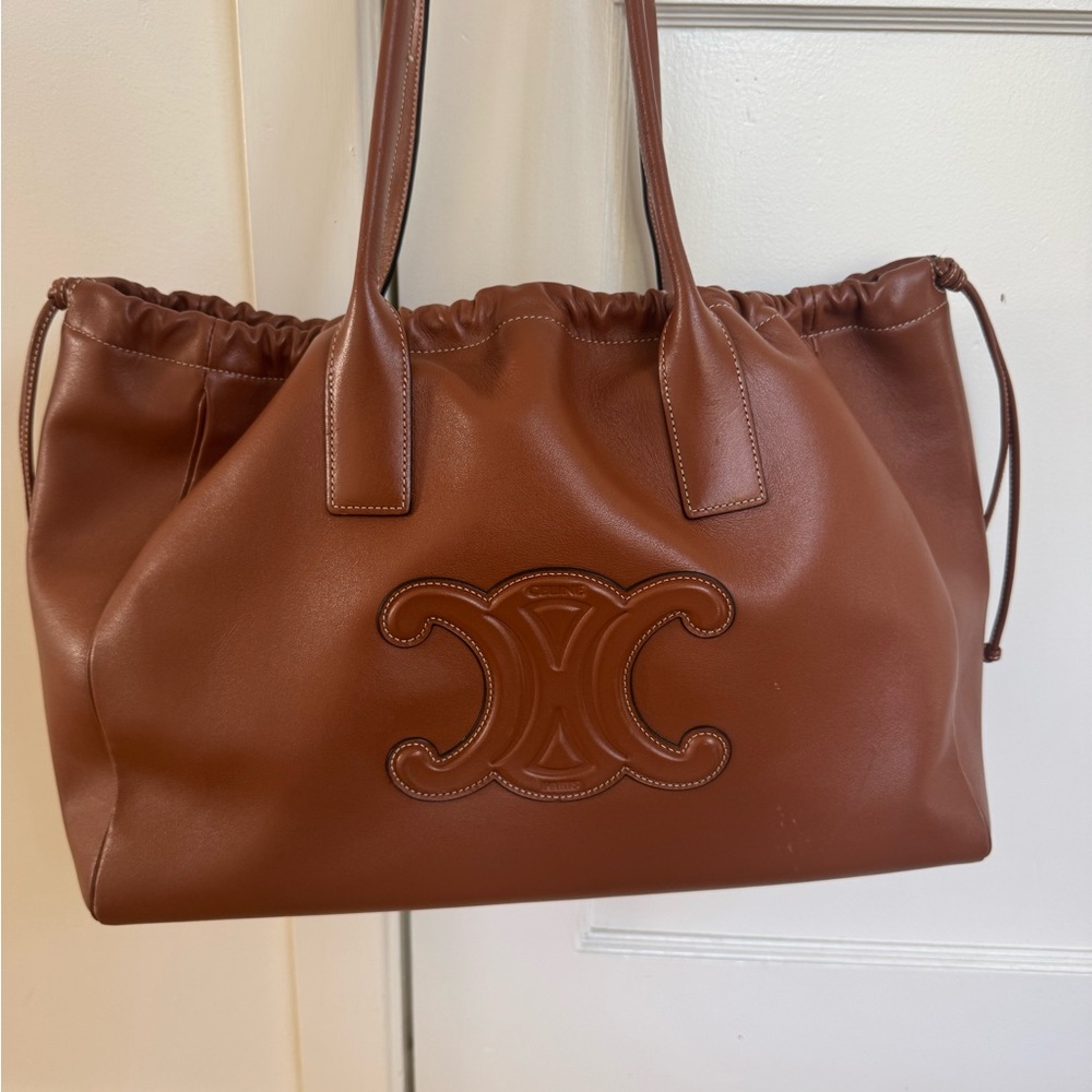 Celine Cabas Drawstring cuir Triomphe Shoulder Tote Bag